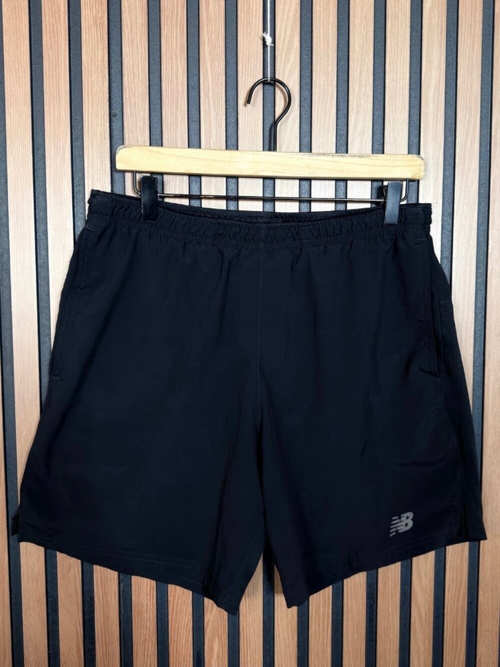 New Balance Shorts Medium Mens Black Running Athletic 6” Inseam